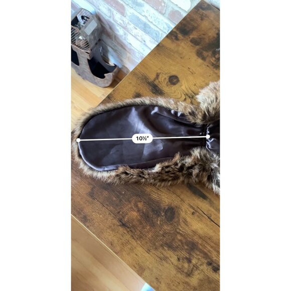 Faux Fur Stole Scarf By Pins And Needles Brown Polyester Lining - Picture 9 of 11